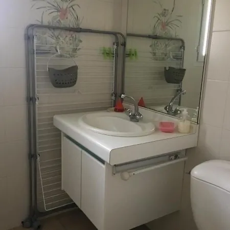 House Studio Pour 2 Personnes Dans Le Centre D'angles 3 * Angles (Vendee)