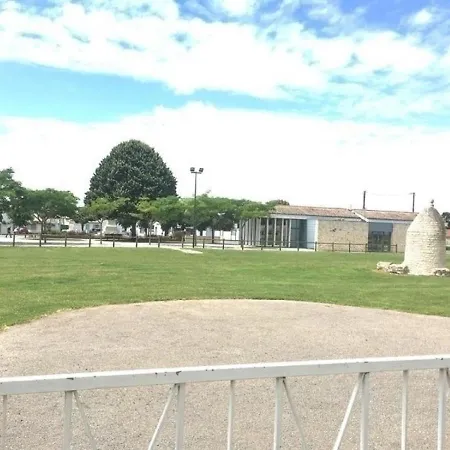 House Studio Pour 2 Personnes Dans Le Centre D'angles 3 Angles (Vendee)