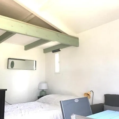 House Studio Pour 2 Personnes Dans Le Centre D'angles 3 Σπίτι διακοπών *